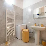Apartment Arena Mazzini