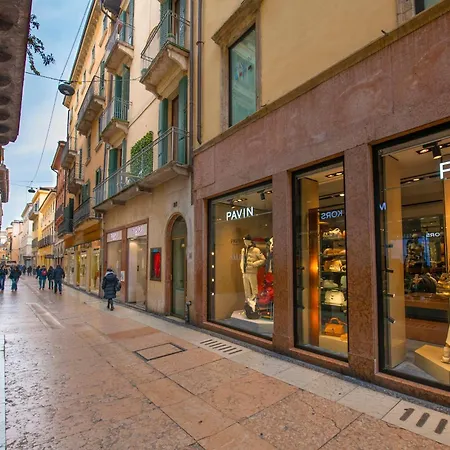 Arena Mazzini Apartment