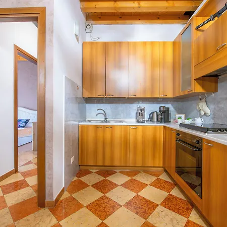 Appartamento Arena Mazzini